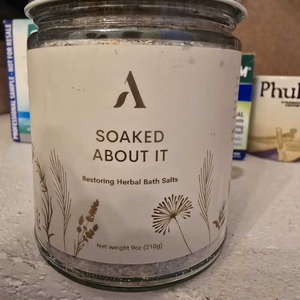 NEW Apothekary bath salts